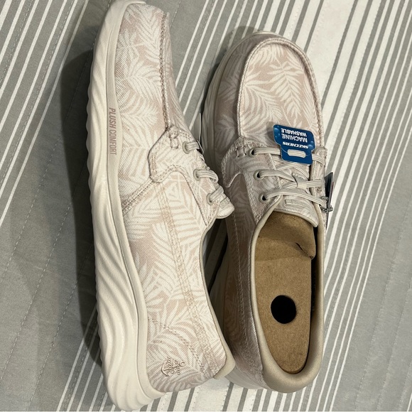 Skechers Womens Casual Shoes - Picture 2 of 4